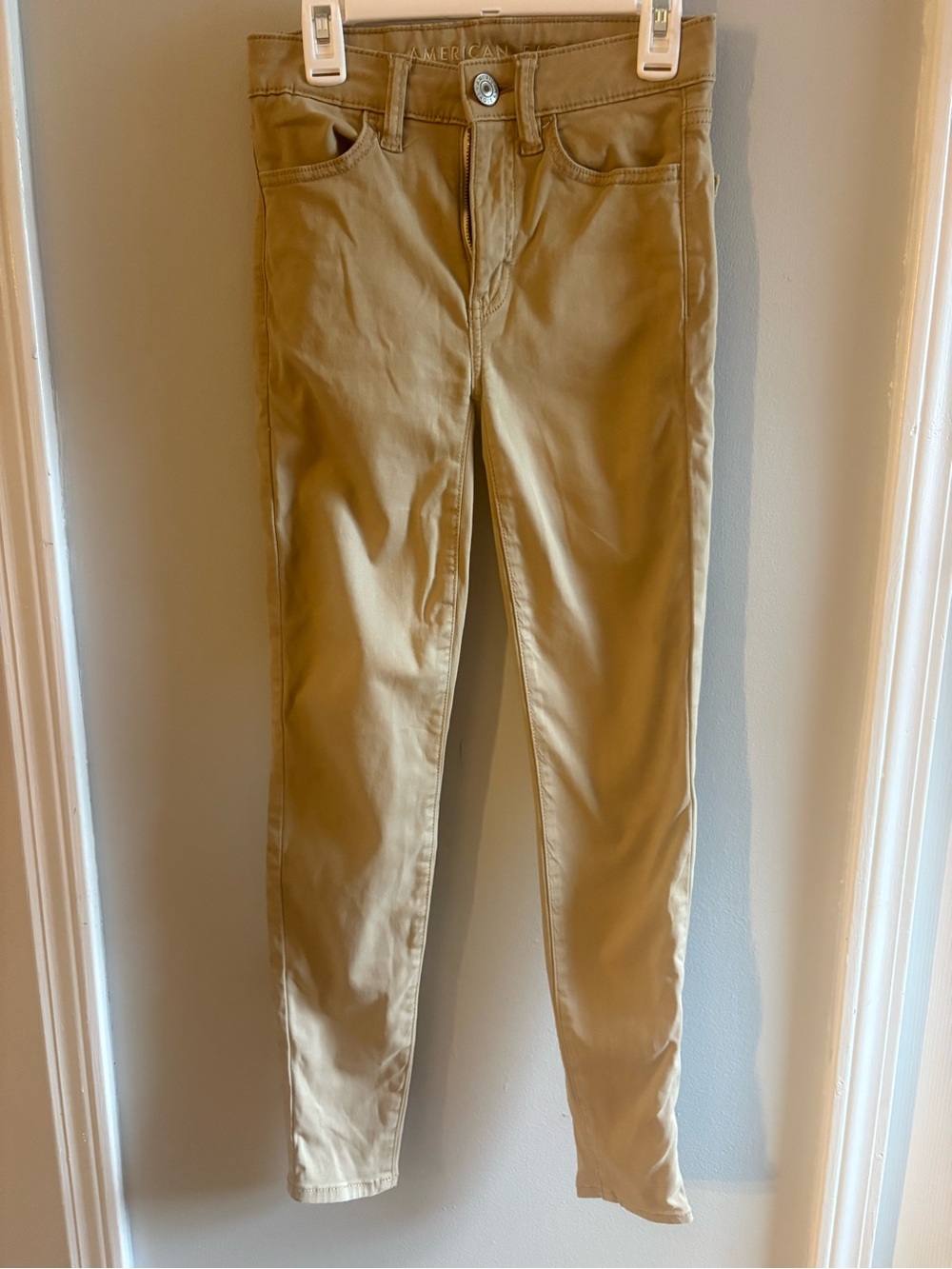 American Eagle Outfitters Skinny Jeans in Khaki